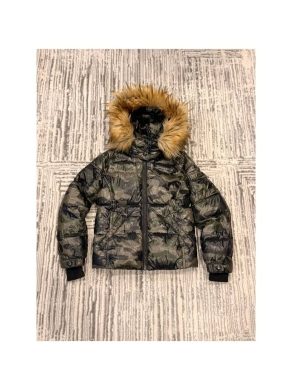 S13/NYC girl size 8 green/black camo down fill Winter puffer coat w/thumb slots